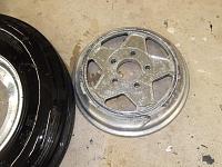 Click image for larger version

Name:	broken bogart wheel 3.JPG
Views:	176
Size:	134.0 KB
ID:	25926